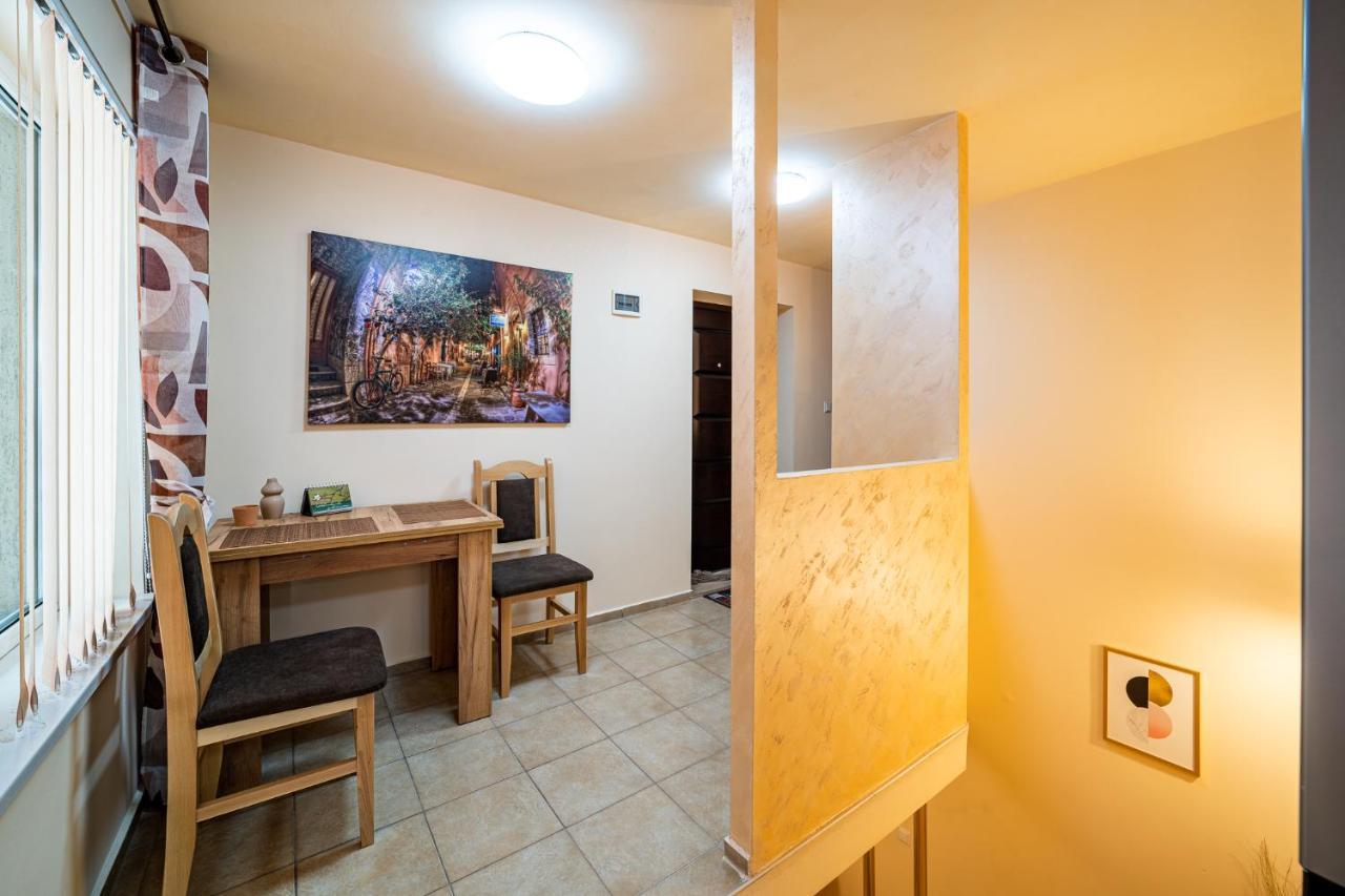 Abstract Apartment Varna Exterior photo