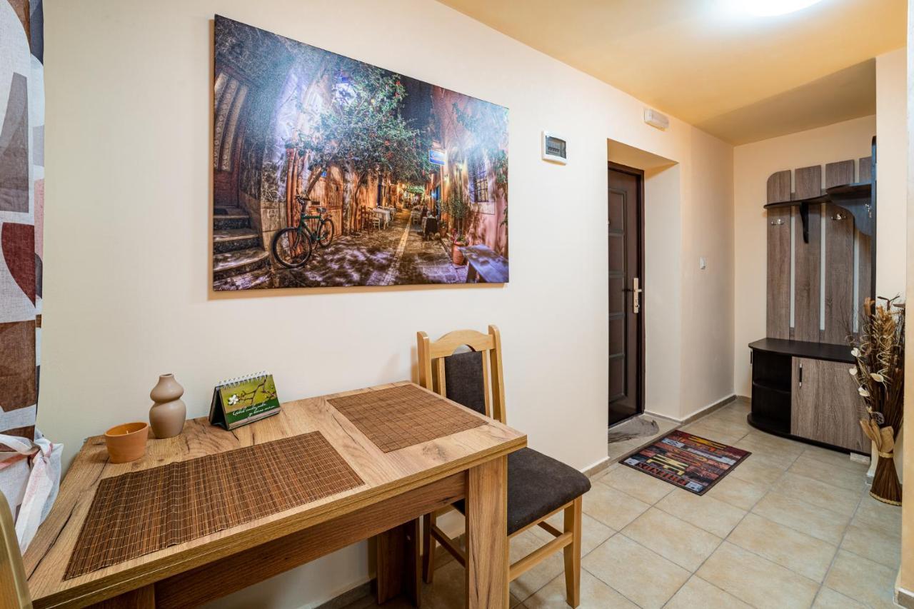 Abstract Apartment Varna Exterior photo